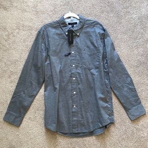 Tommy Hilfiger Men’s Classic Fit Dress Shirt